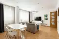 living - Piso de 66m² en venta en Gràcia, Barcelona - gallery thumbnail - 2
