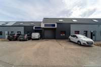 logistics - Activités / Bureaux À Louer - gallery thumbnail - 3