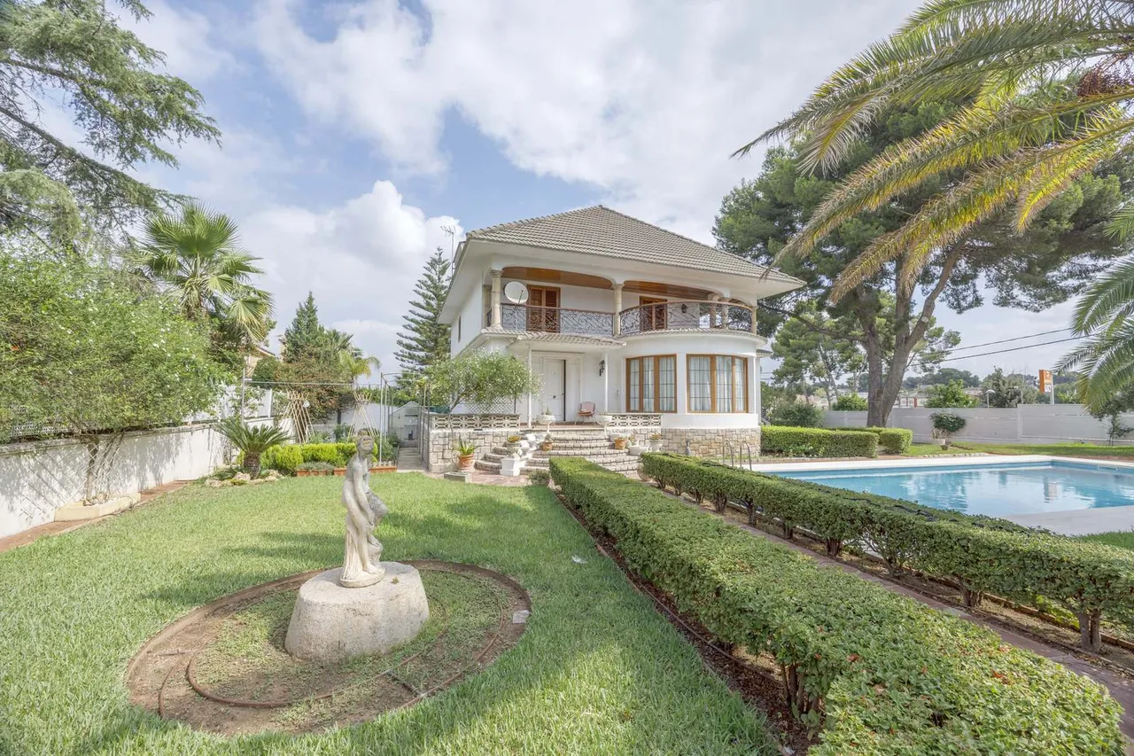 living - Casa / villa de 484m² en venta en La Cañada, Valencia - gallery - 3