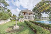 living - Casa / villa de 484m² en venta en La Cañada, Valencia - gallery thumbnail - 3