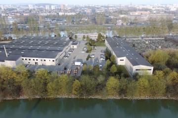 logistics - Entrepôt À Louer - featured