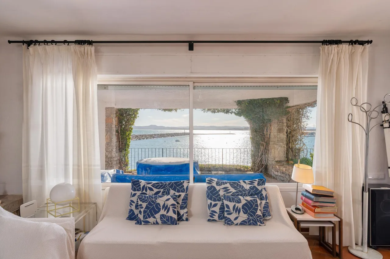 living - 284m² house / villa for sale in L'Estartit, Costa Brava - gallery - 6