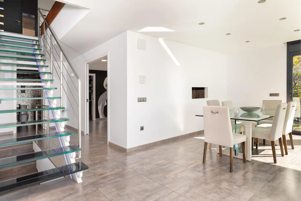 living - 510m² house / villa for sale in Bay of Roses, Costa Brava - gallery - 10