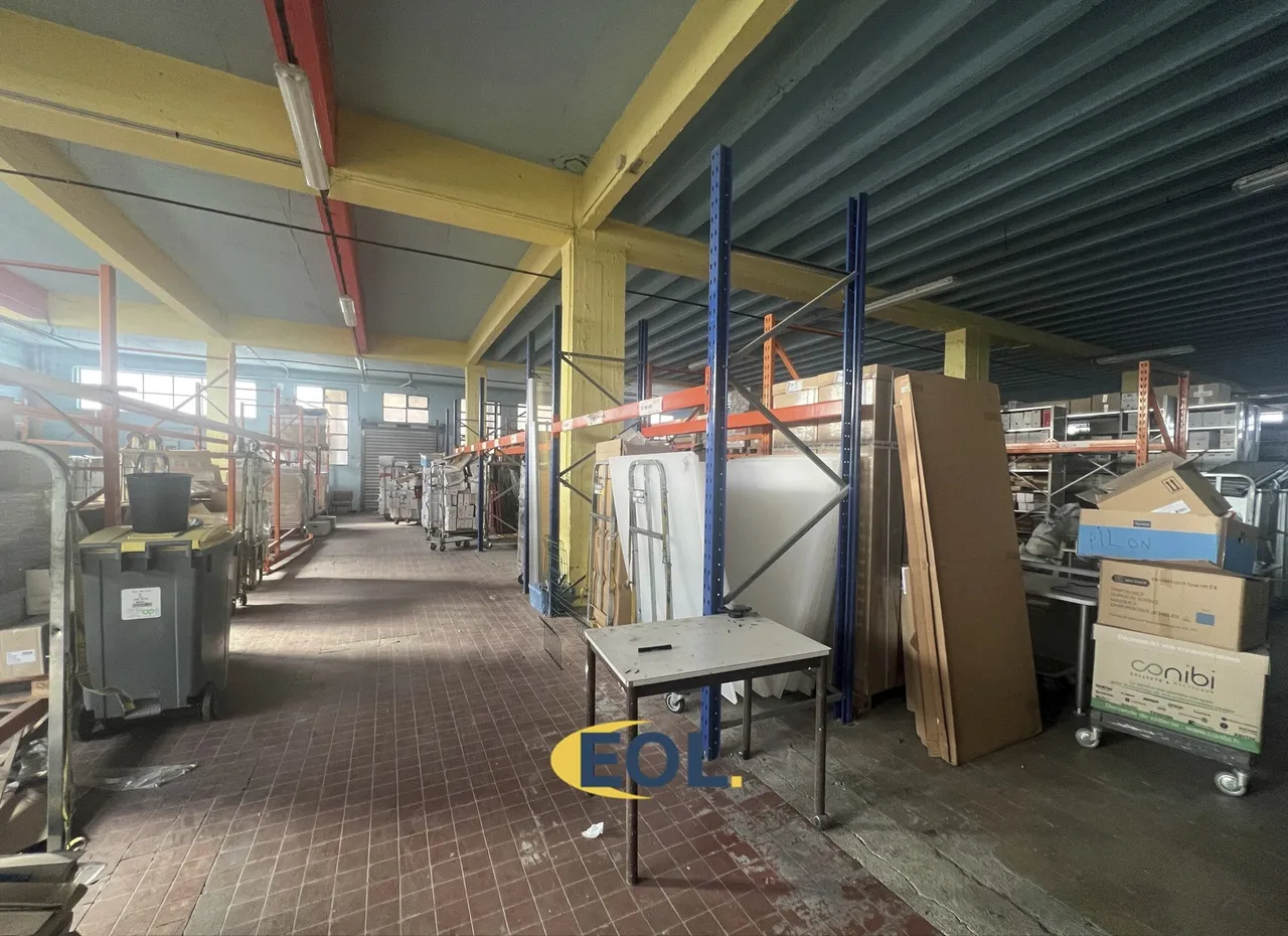 logistics - Light Industrial Premises / Offices For Rent - gallery - 3