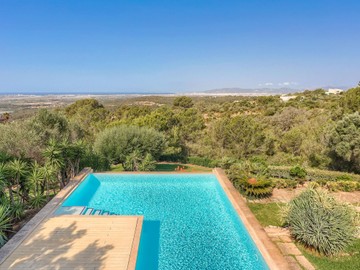 living - Casa / villa de 592m² en venta en Puntiró, Islas Baleares - featured