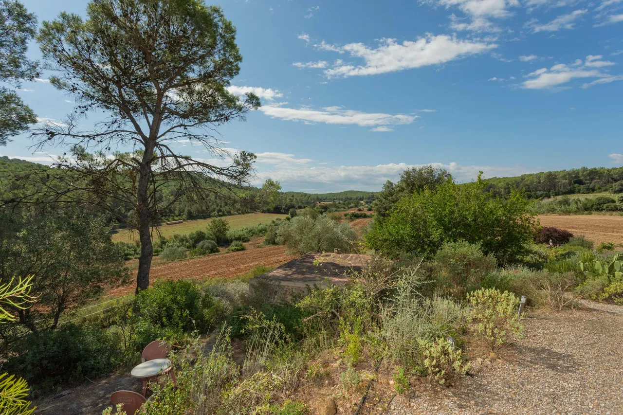 living - 282m² country house for sale in Alt Empordà, Girona - gallery - 9