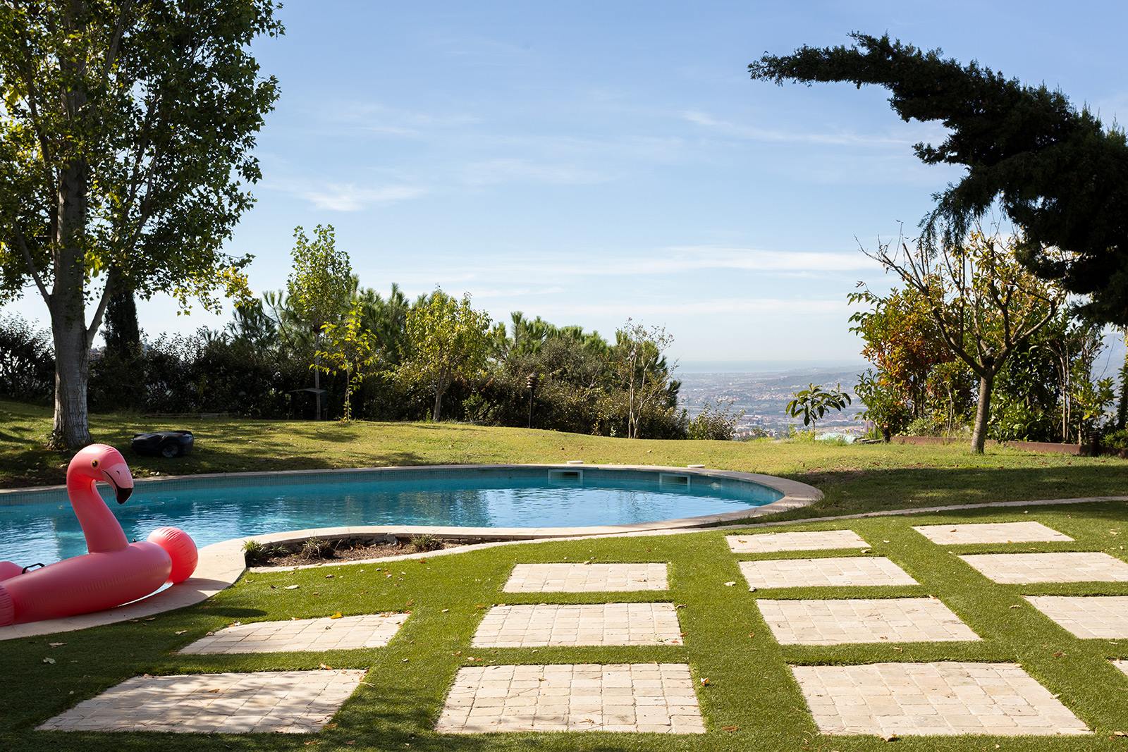 living - 659m² house / villa with 14,000m² garden for sale in Sarrià - gallery thumbnail - 2
