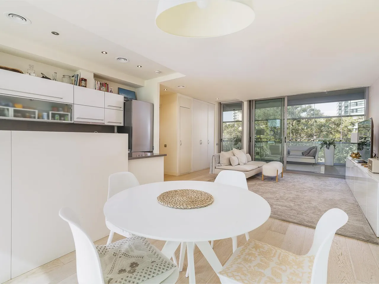 living - Piso de 82m² con 53m² terraza en venta en Diagonal Mar - gallery - 10