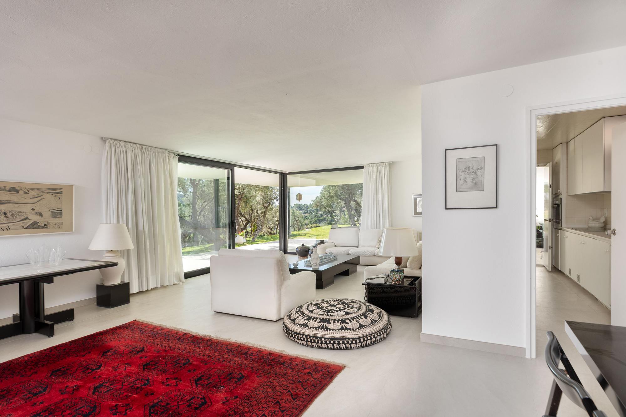 living - Casa / villa de 395m² en venta en Aiguablava, Costa Brava - gallery thumbnail - 10