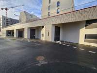 logistics - Entrepôt / Bureaux À Louer - gallery thumbnail - 2