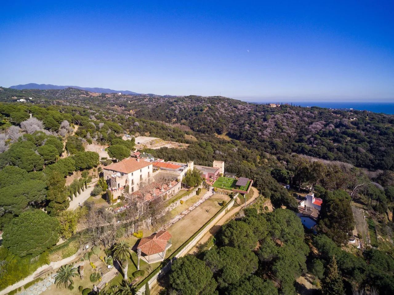 living - Castillo en venta en la costa de Barcelona - gallery - 7