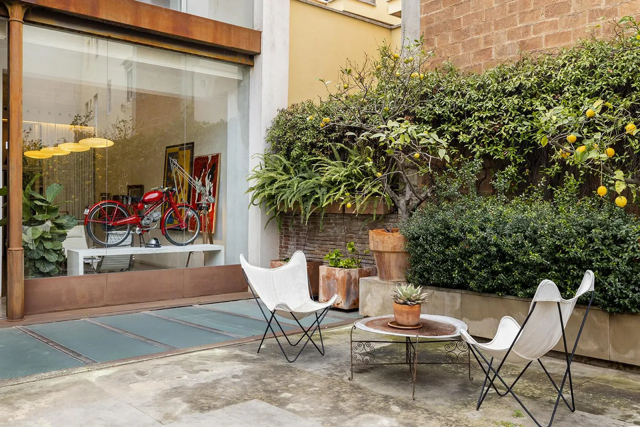 living - House for sale in Barcelona's exclusive Zona Alta - gallery - 6