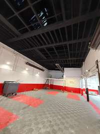 logistics - Activités / Bureaux À Vendre - gallery thumbnail - 1