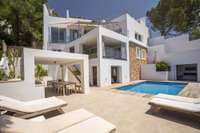 living - 480m² house / villa for sale in San Antonio - gallery thumbnail - 7