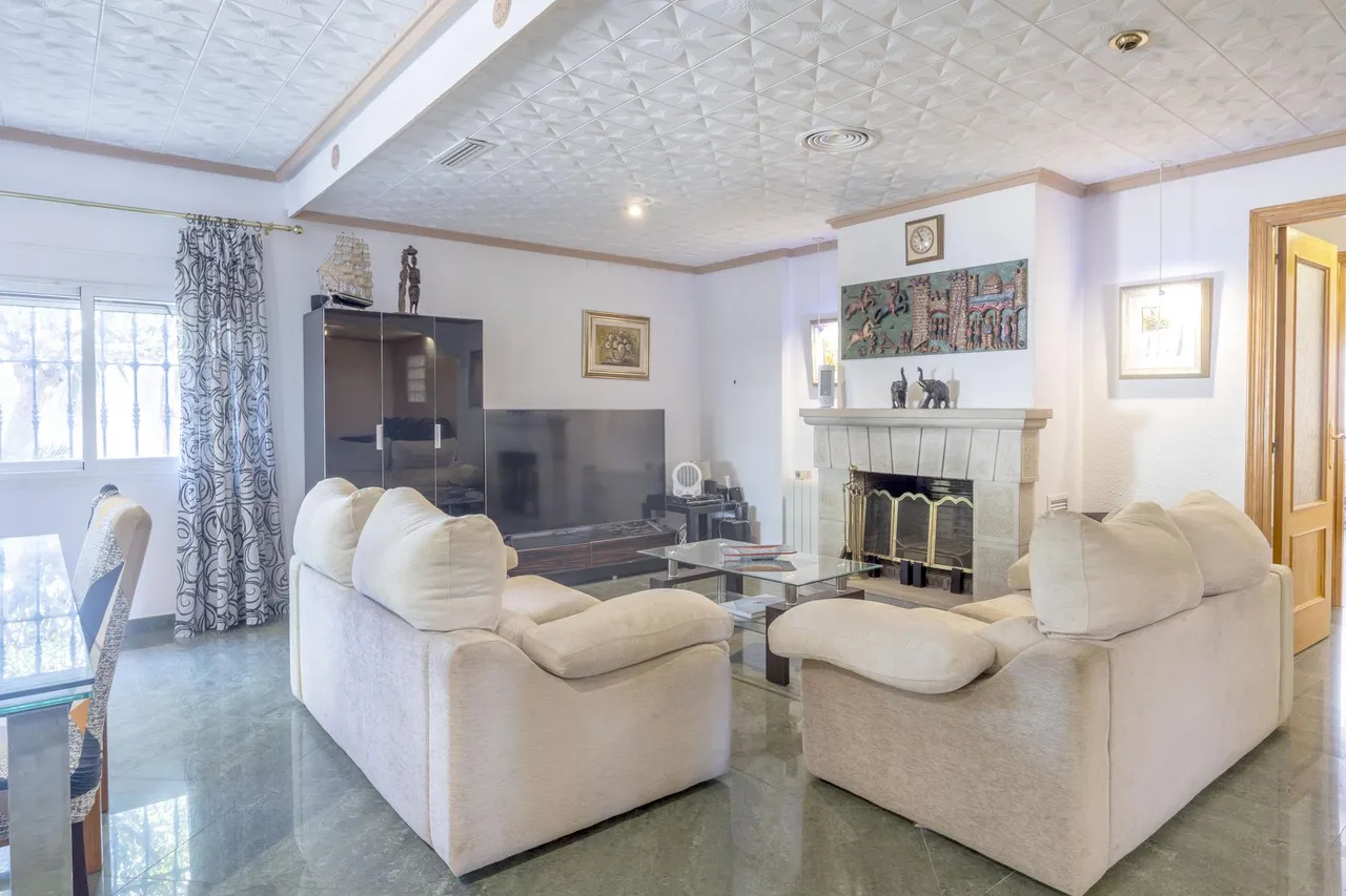 living - 430m² house / villa for sale in La Eliana, Valencia - gallery - 9