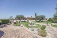living - Masia de 699m² con 2,000m² de jardín en venta en Valencia Region - gallery thumbnail - 6
