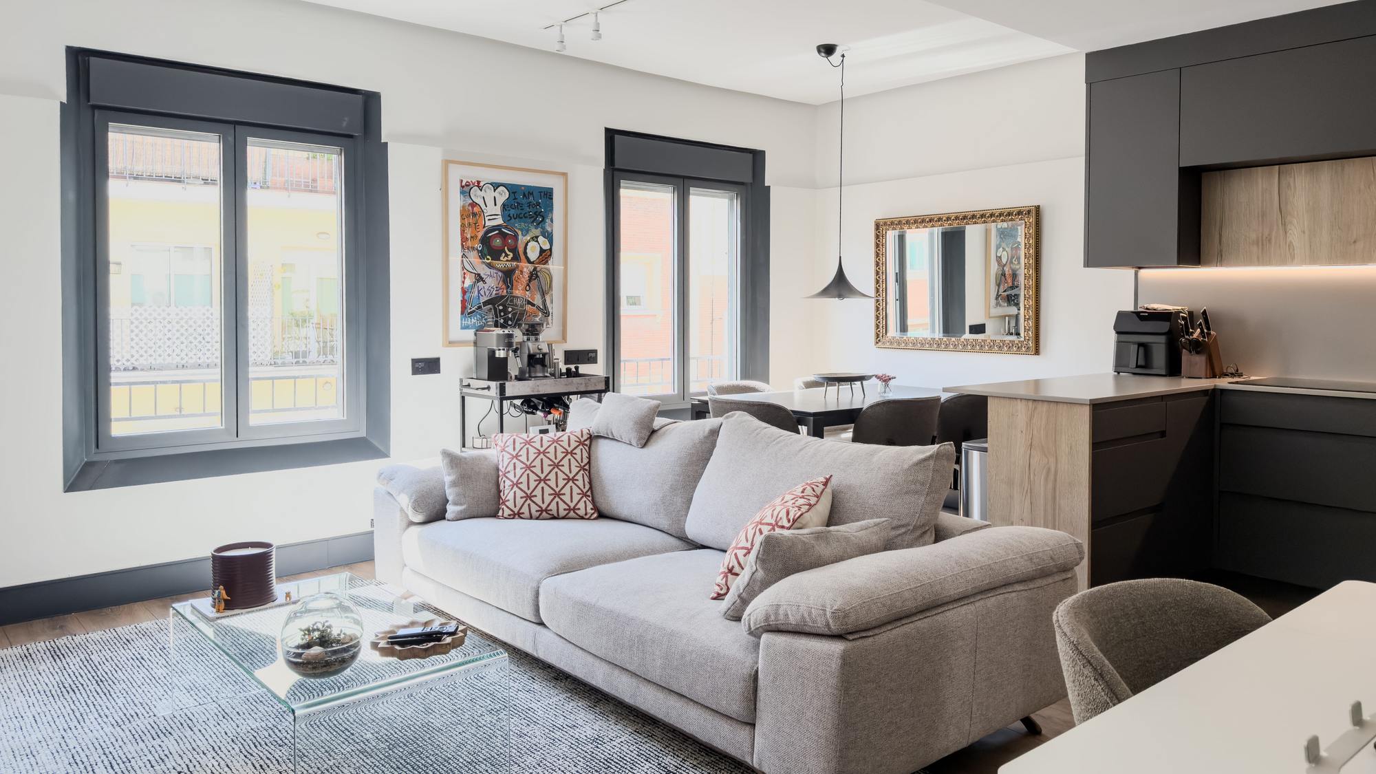 living - 87m² apartment for sale in Ríos Rosas, Madrid - featured