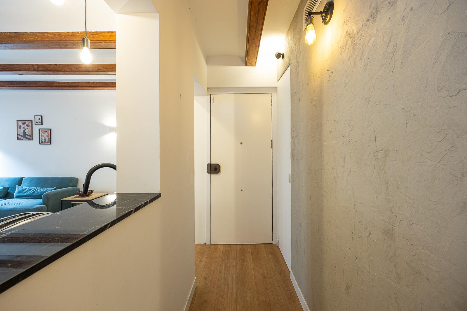 living - 78m² apartment for sale in El Born, Barcelona - gallery thumbnail - 10