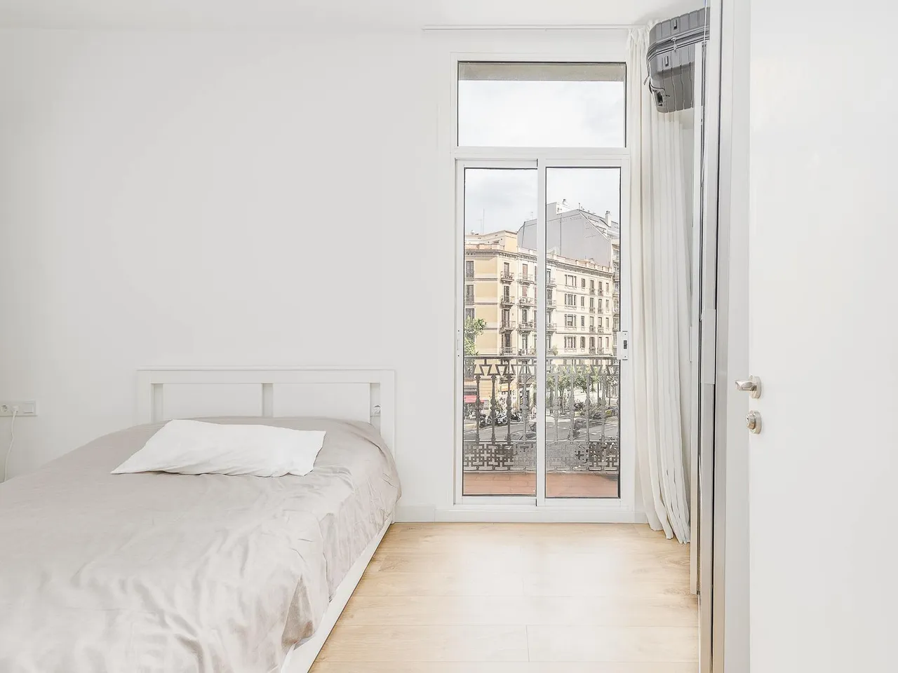 living - Piso de 95m² en venta en Eixample Derecho, Barcelona - gallery - 7