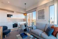 living - 120m² apartment for rent in Arturo Soria, Madrid - gallery thumbnail - 2