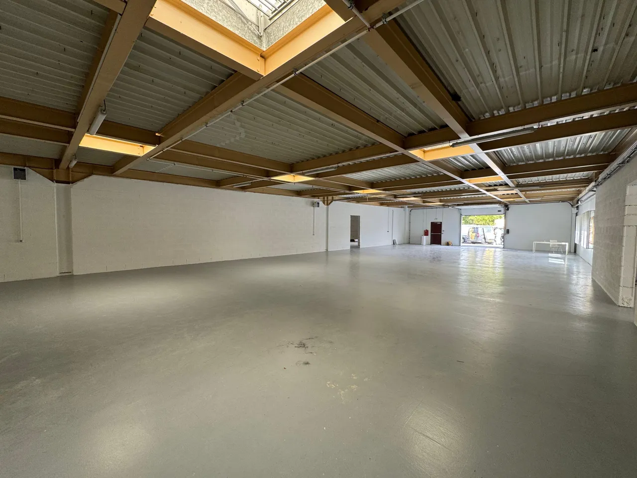 logistics - Light Industrial Premises / Offices For Rent - gallery - 6