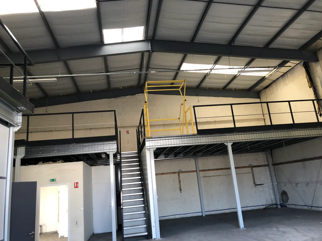logistics - Activités / Bureaux À Louer - gallery - 6