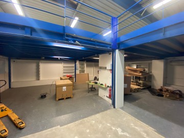 logistics - Light Industrial Premises / Offices For Rent - featured