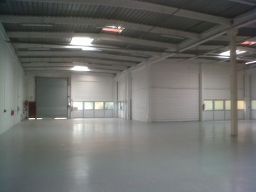 logistics - Activités / Bureaux À Louer - featured