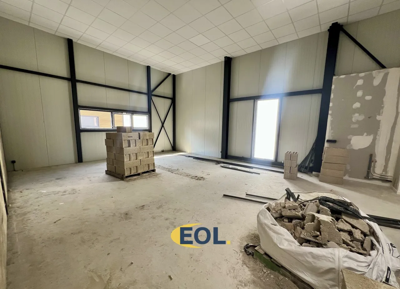 logistics - Light Industrial Premises / Offices For Rent - gallery - 6