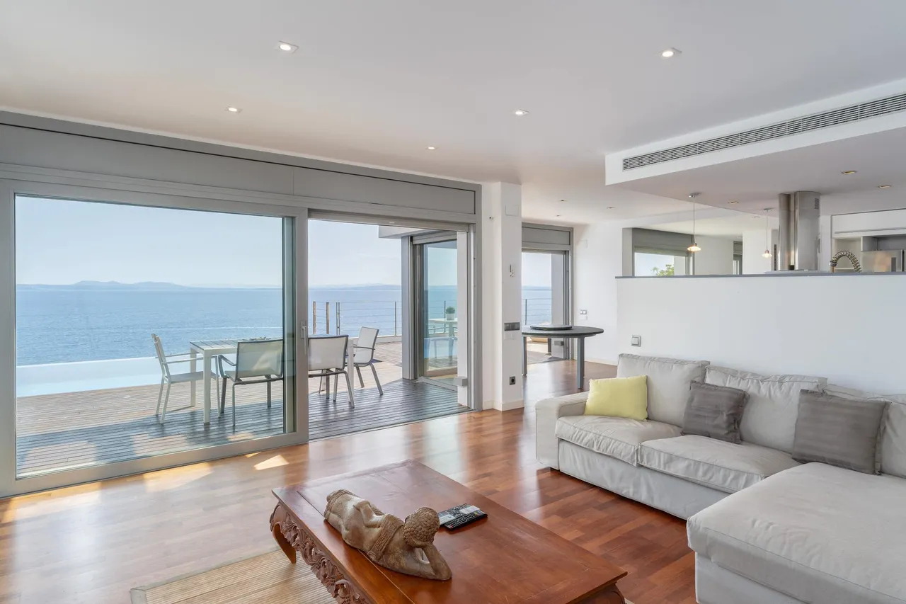 living - Casa / villa de 257m² en venta en Bahía de Rosas - gallery - 3