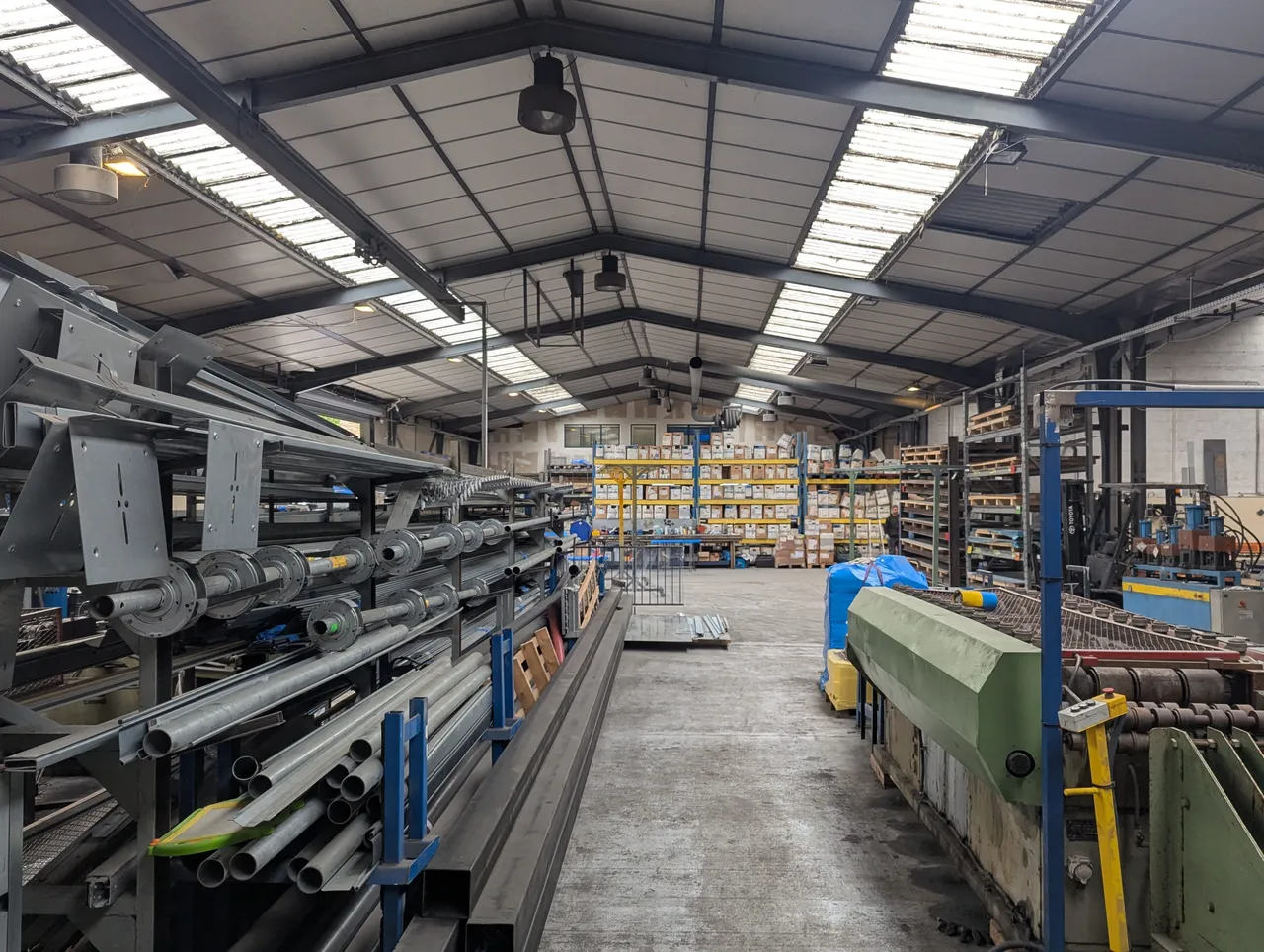 logistics - Light Industrial Premises / Offices For Sale - gallery - 9
