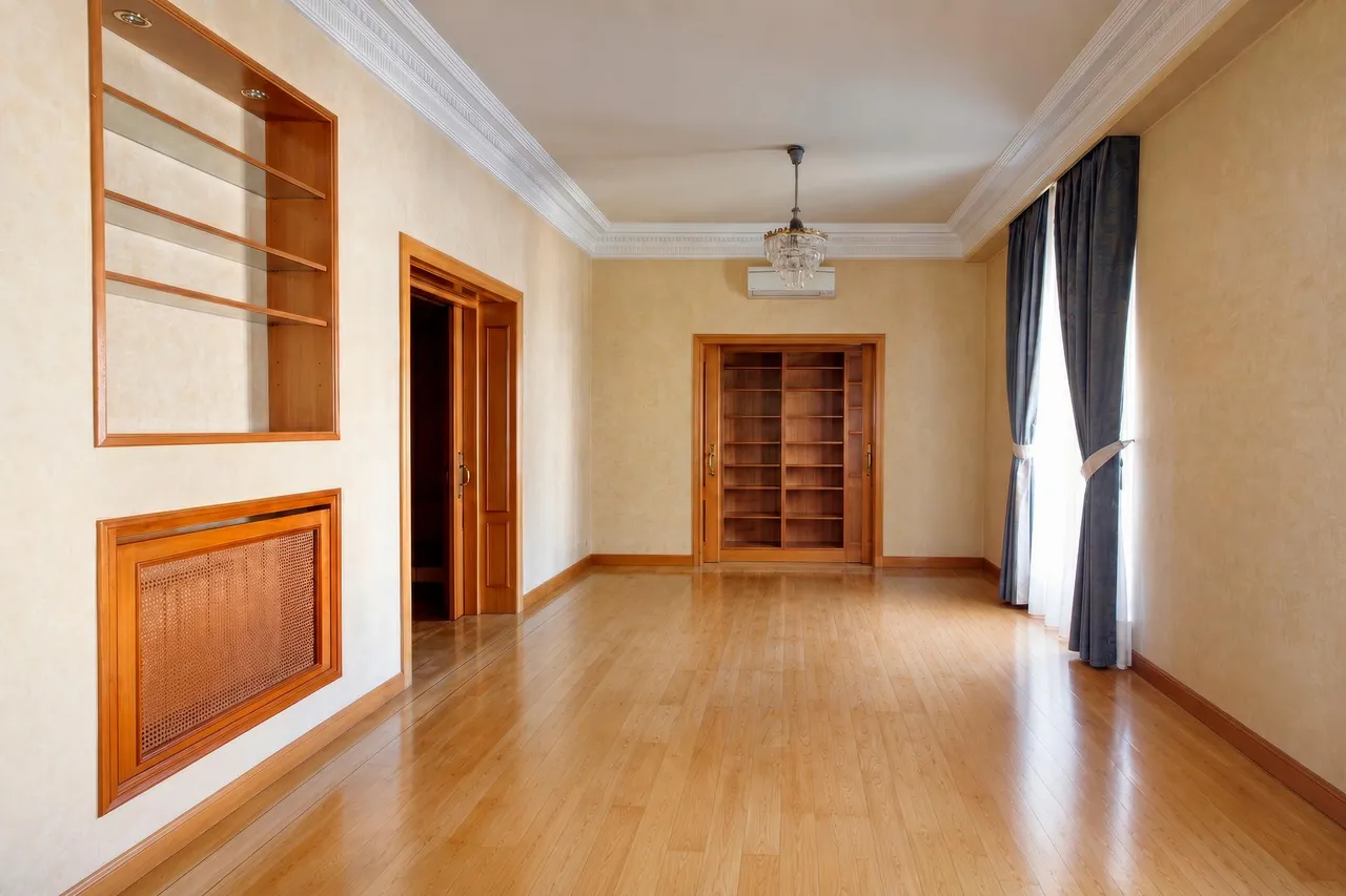 living - 253m² apartment for sale in Cortes / Huertas, Madrid - gallery - 4