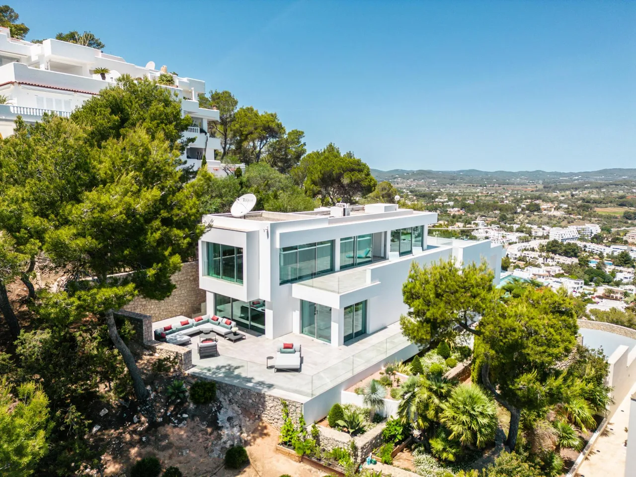 living - Casa / villa de 1,013m² en venta en Santa Eulalia - gallery - 4