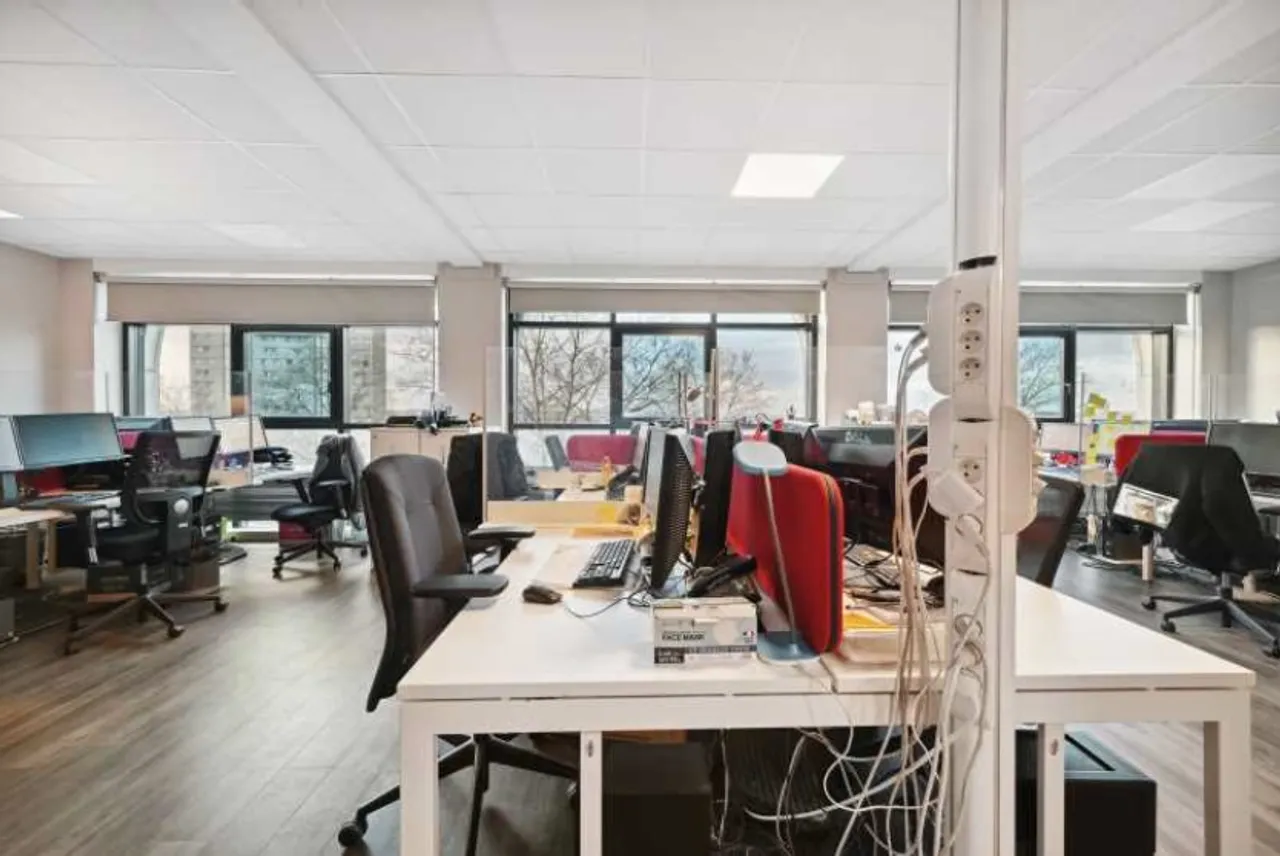 logistics - Activités / Bureaux À Vendre - gallery - 3