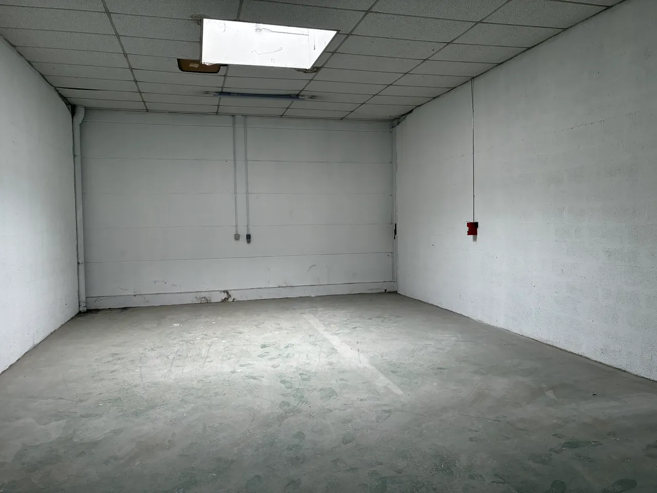 logistics - Light Industrial Premises / Offices For Rent - gallery - 3