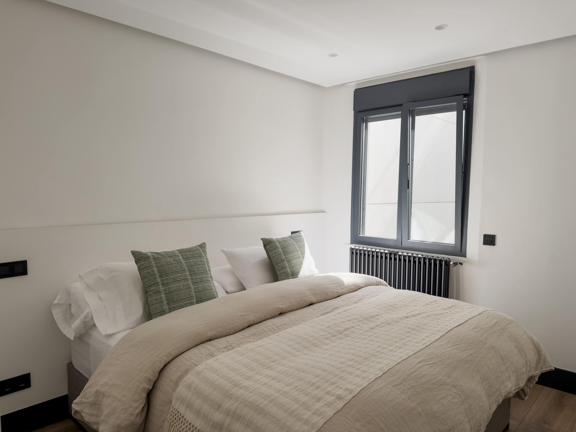 living - 87m² apartment for sale in Ríos Rosas, Madrid - gallery thumbnail - 9