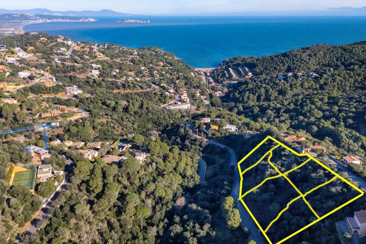 living - Parcela de 1,011m² en venta en Sa Riera, Costa Brava - gallery - 5