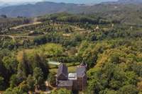 living - Castillo / palacio de 1,966m² en venta en La Selva, Girona - gallery thumbnail - 5