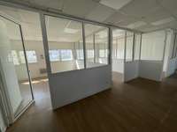 logistics - Activités / Bureaux À Louer - gallery thumbnail - 5
