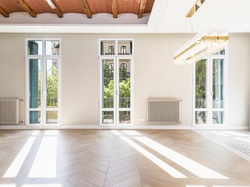 living - Piso de 124m² en venta en Eixample Derecho, Barcelona - featured