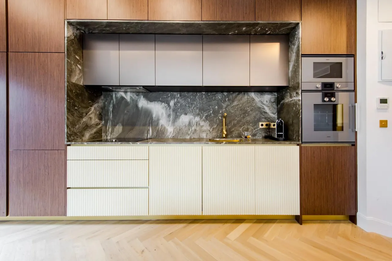 living - Ático de 120m² en alquiler en Cortes / Huertas, Madrid - gallery - 8