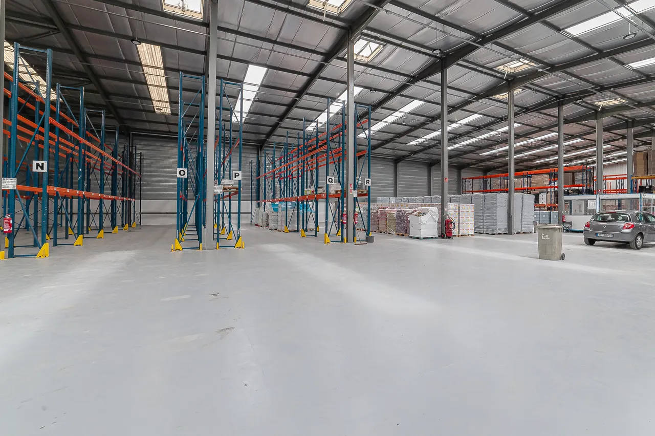 logistics - Activités / Bureaux À Louer - gallery - 3