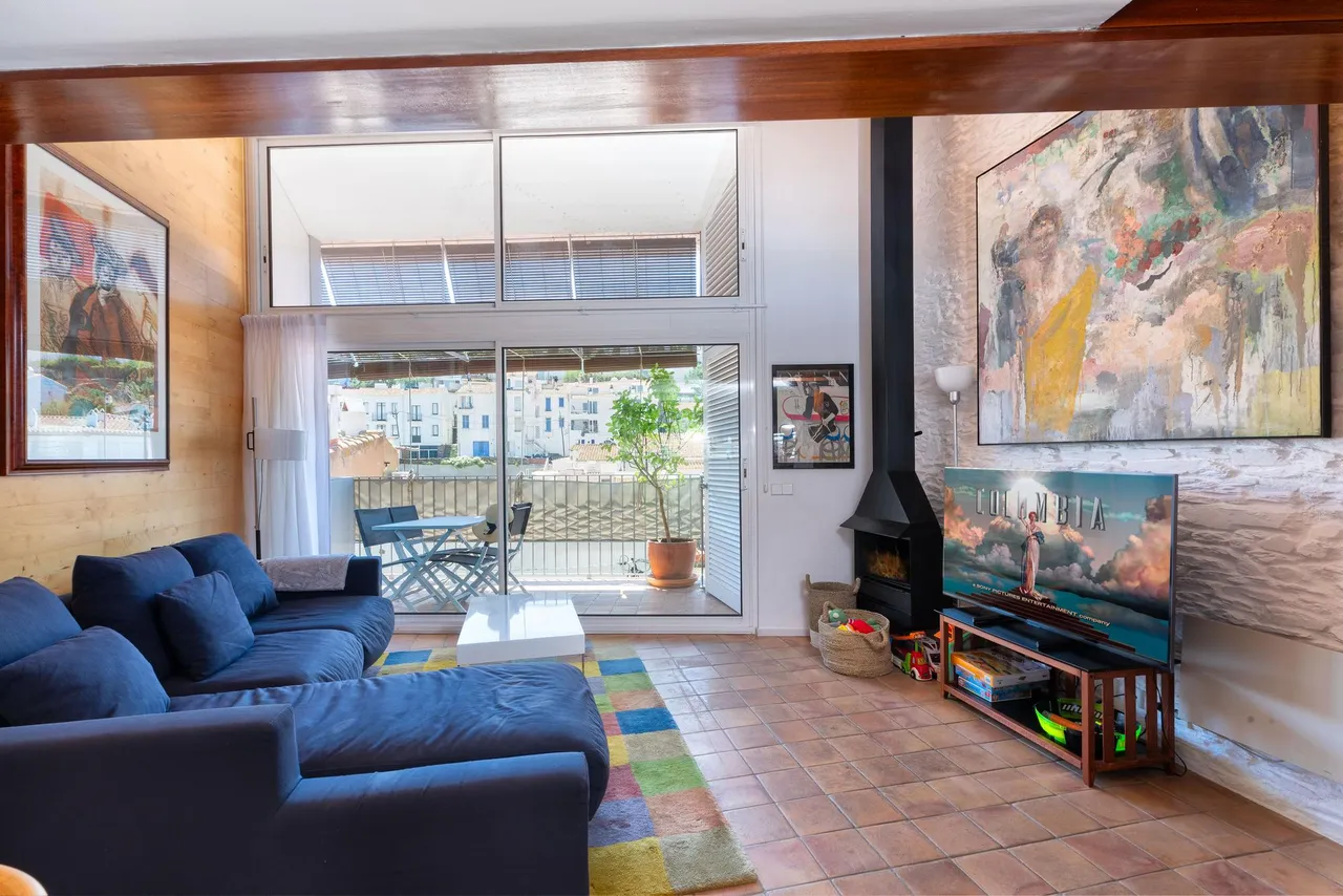 living - 175m² house / villa for sale in Cadaqués, Costa Brava - gallery - 5