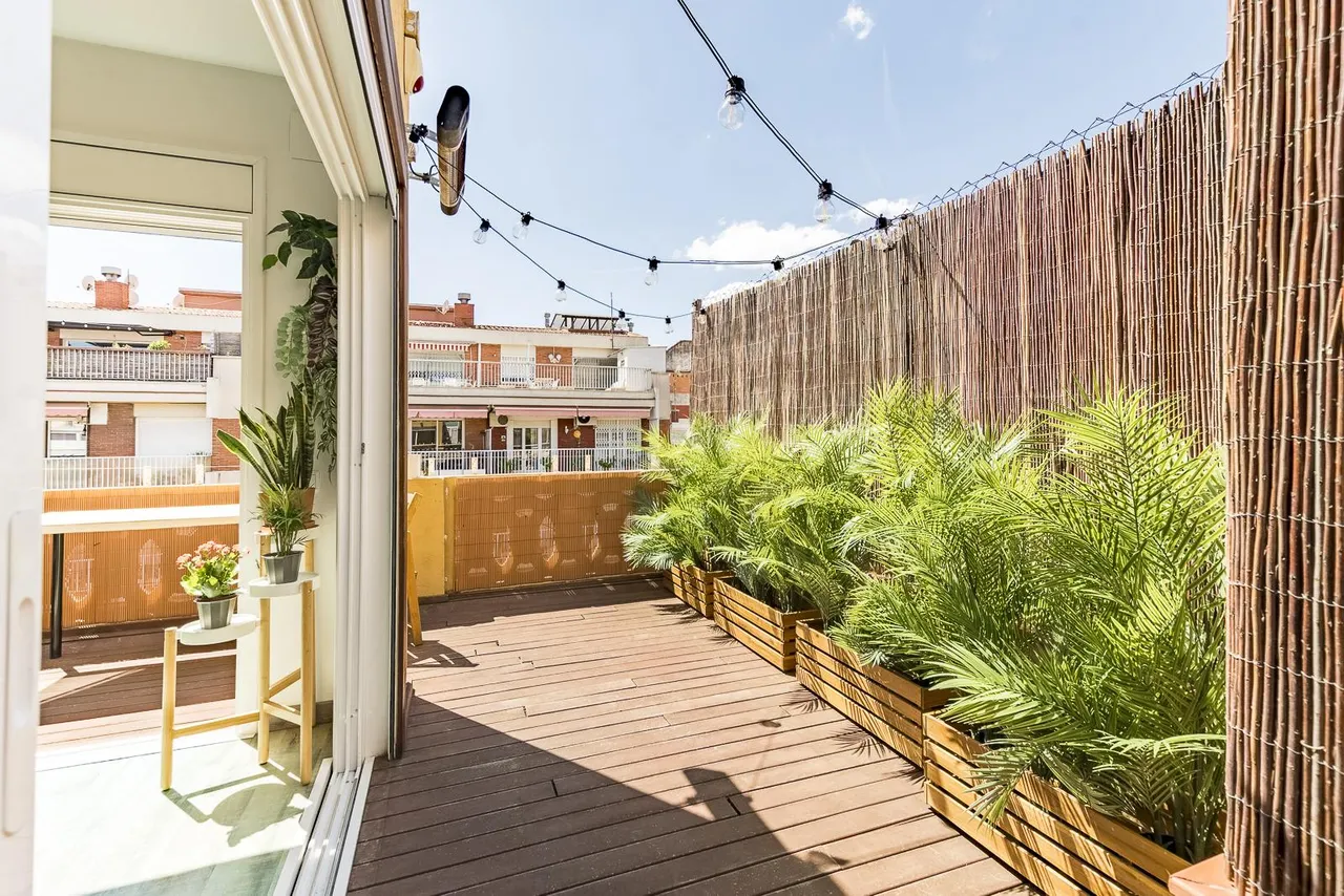 living - 90m² penthouse with 20m² terrace for sale in Sant Antoni - gallery - 2
