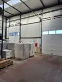logistics - Activités / Bureaux À Louer - gallery thumbnail - 2