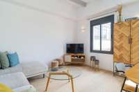living - 85m² penthouse with 34m² terrace for sale in Eixample Right - gallery thumbnail - 10