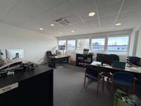 logistics - Activités / Bureaux À Louer - gallery thumbnail - 7