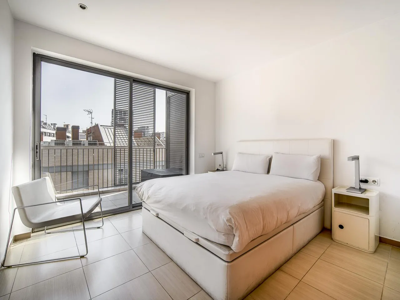 living - 74m² penthouse with 40m² terrace for sale in Poblenou - gallery - 6