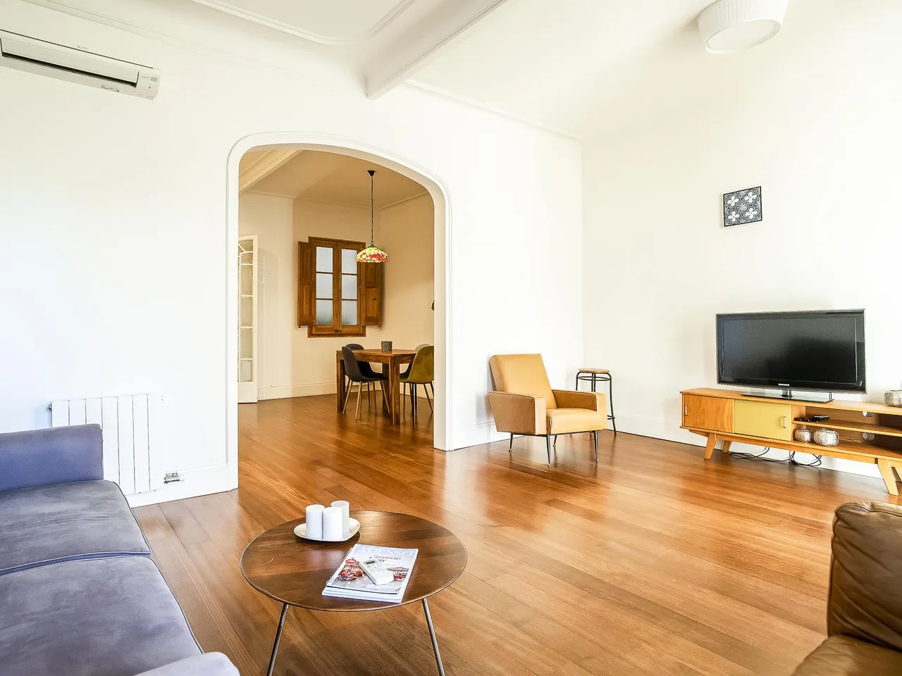 living - 152m² apartment for sale in Gràcia, Barcelona - gallery - 4