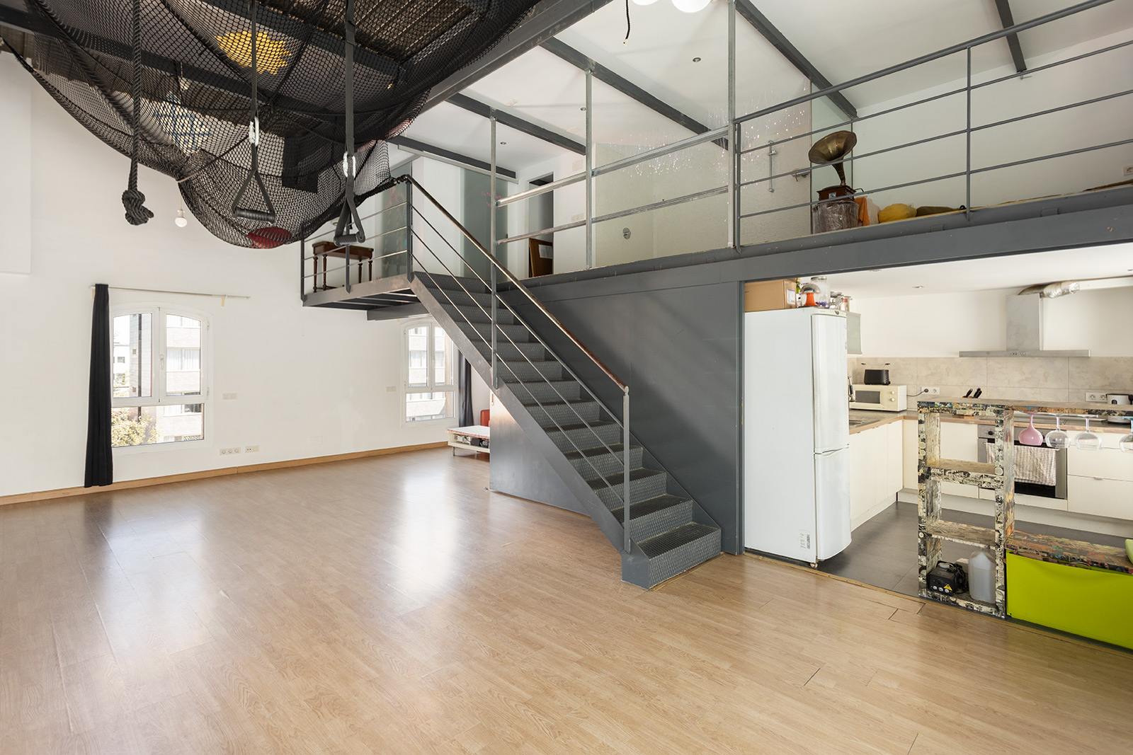 living - 96m² apartment for sale in Poblenou, Barcelona - gallery thumbnail - 2